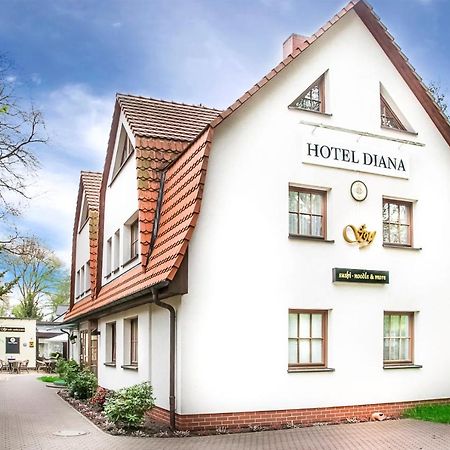 Hotel Diana Schonwalde-Glien Dış mekan fotoğraf
