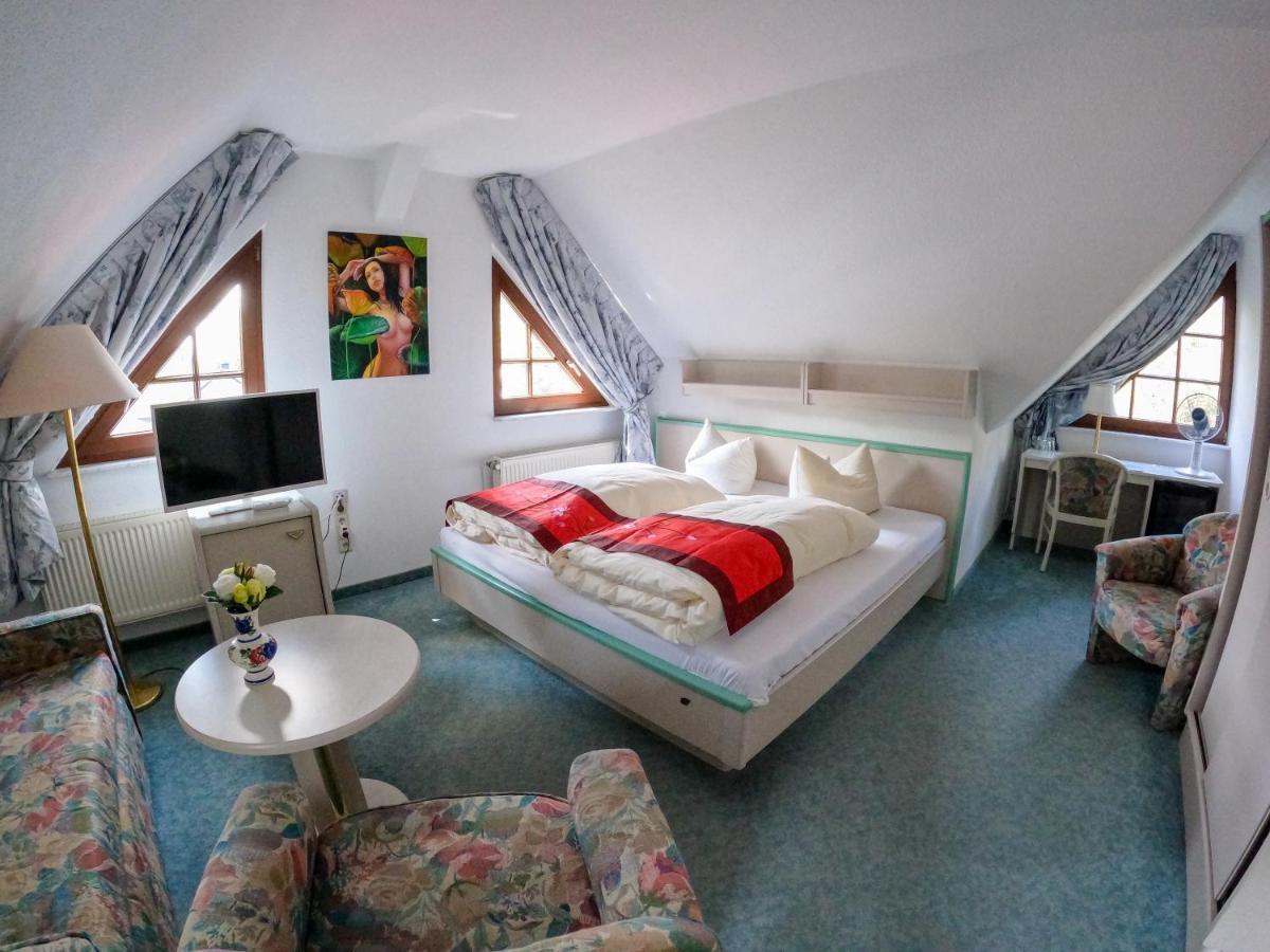 Hotel Diana Schonwalde-Glien Dış mekan fotoğraf